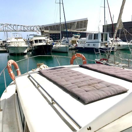 Готель Boat Yacht Barcelona Сан-Адріа-де-Бесос Екстер'єр фото