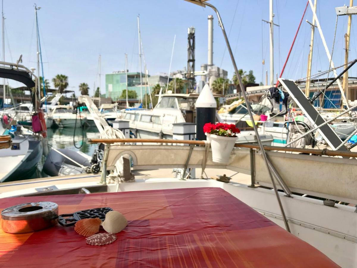 Готель Boat Yacht Barcelona Сан-Адріа-де-Бесос Екстер'єр фото